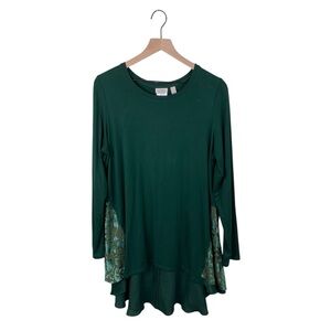 LOGO Lori Goldstein Rayon Burnout Velvet Satin Hem Top Size Large Green Holiday